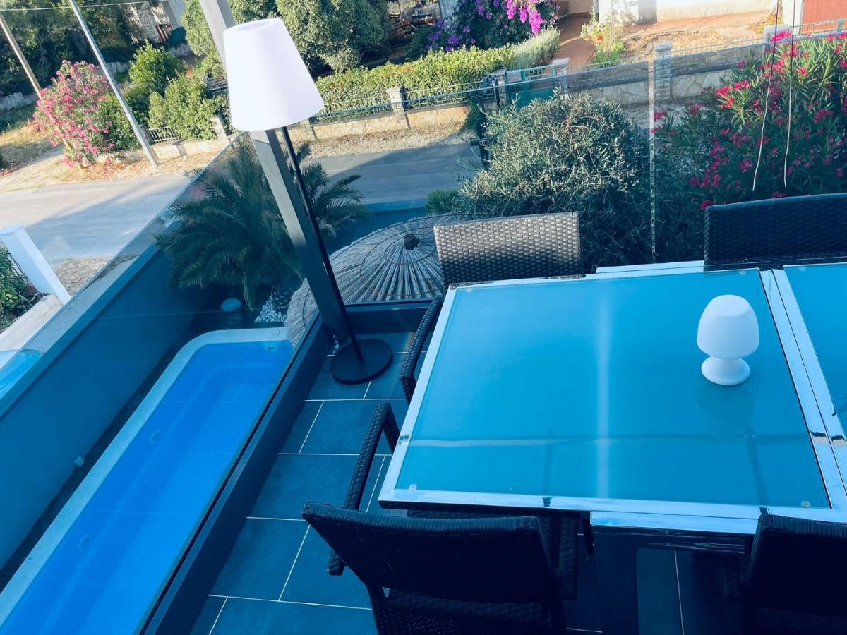 Apartmani Vernissage Biograd Na Moru Bagian luar foto