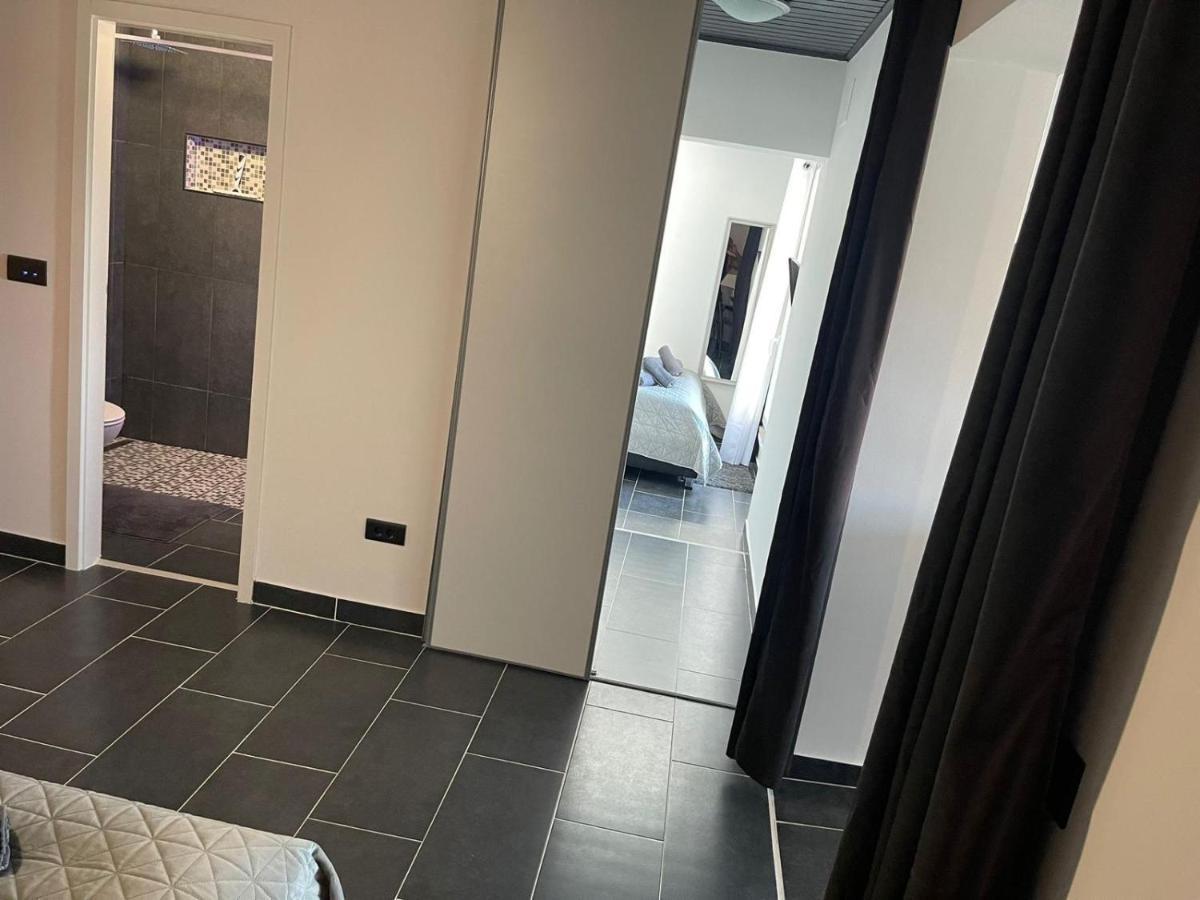Apartmani Vernissage Biograd Na Moru Bagian luar foto