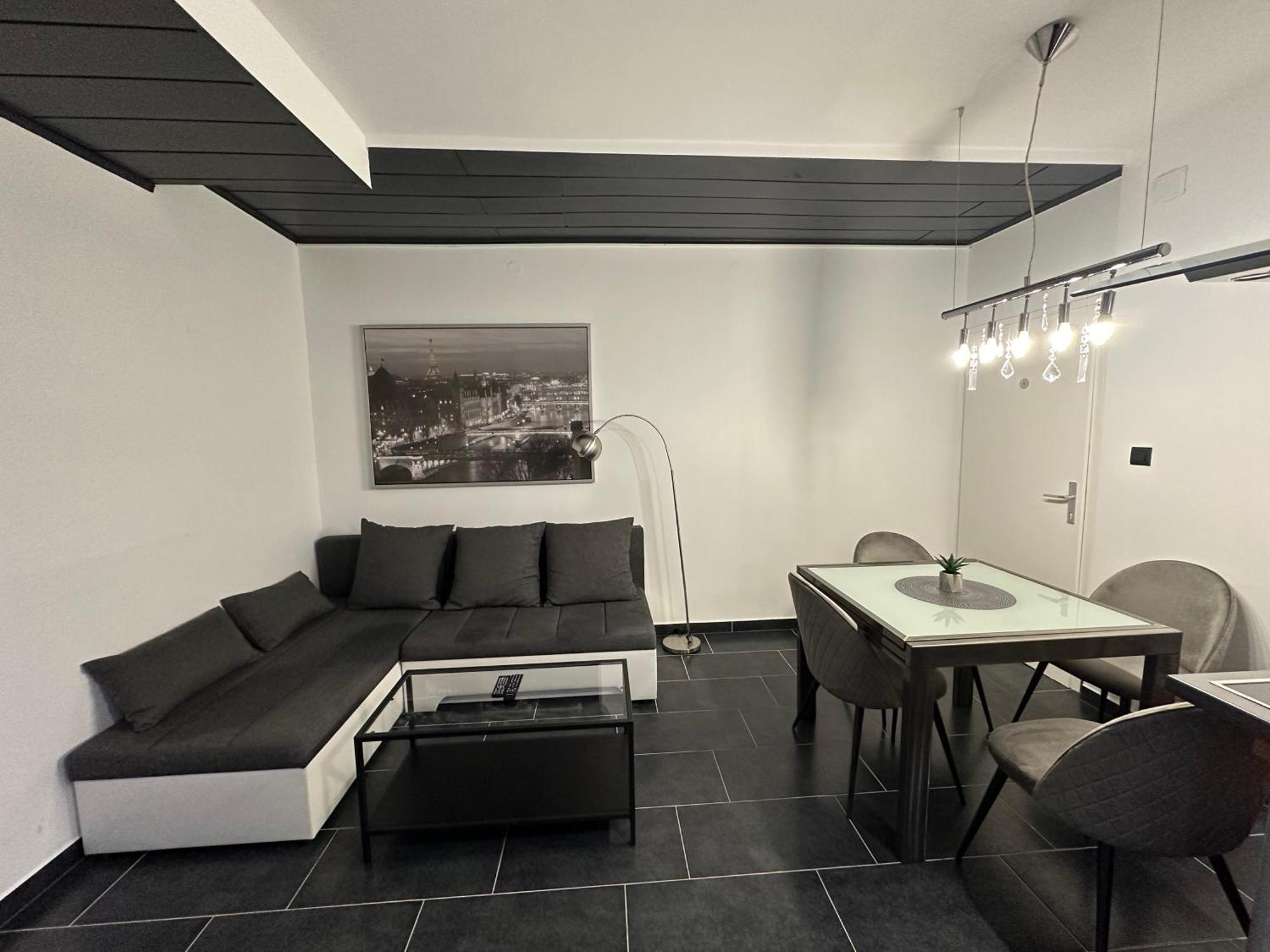 Apartmani Vernissage Biograd Na Moru Bagian luar foto